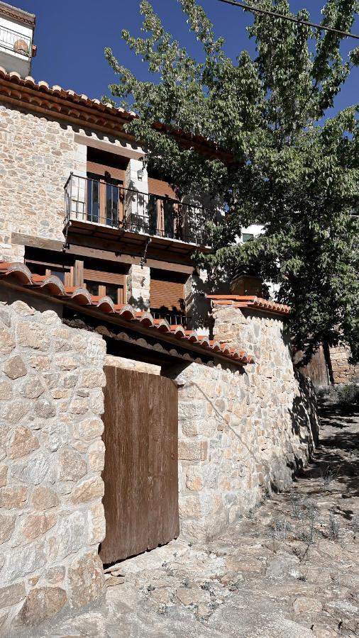 La Casa De La Acacia Lejlighed Olba Eksteriør billede
